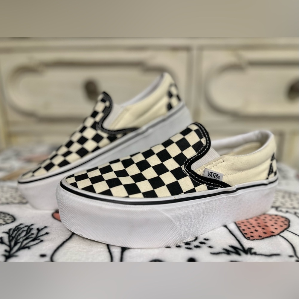 VANS Classic Slip-On Checkerboard Stackform